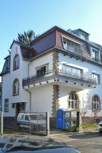 Projektbild Umbau/Sanierung Stadthaus in Karlsruhe mit Link zur Projektseite